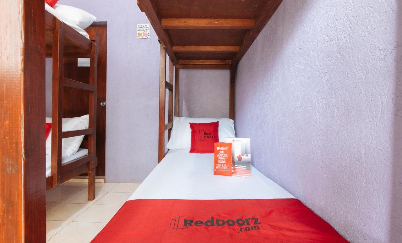Bernwoods Extyn B&B Dormitory Iloilo City Ngoại thất bức ảnh